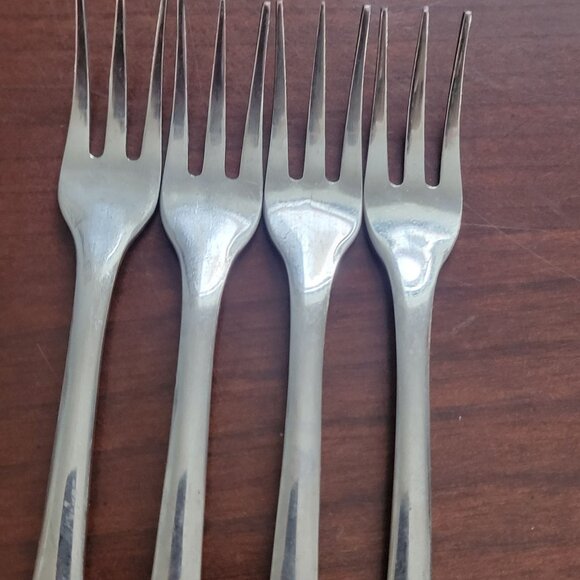 Farberware Stainless Steel Salad Forks Set Of 4 - Picture 3 of 4